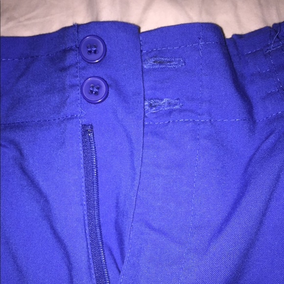 Blue elastic waist shorts - Picture 5 of 5